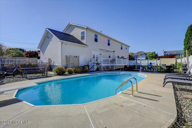 717 Jersey Avenue, Spring Lake, NJ 07762