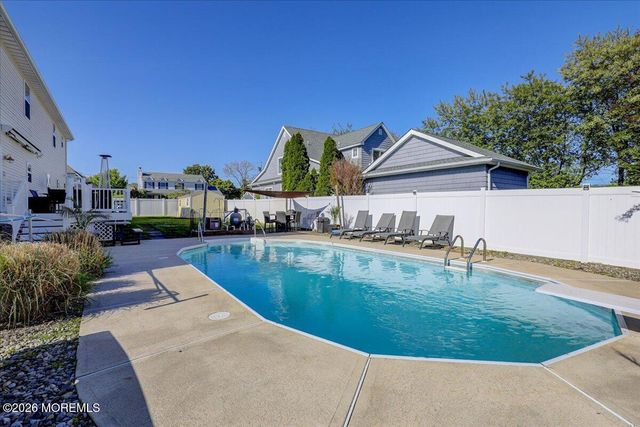 717 Jersey Avenue, Spring Lake, NJ 07762