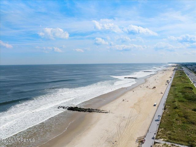 717 Jersey Avenue, Spring Lake, NJ 07762