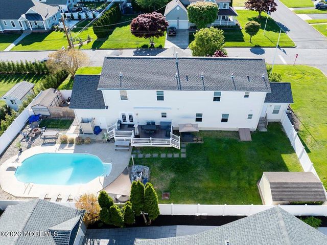 717 Jersey Avenue, Spring Lake, NJ 07762