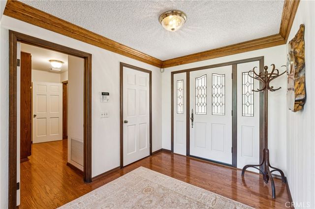 524 Golf Course Road, Lake Arrowhead, CA 92352