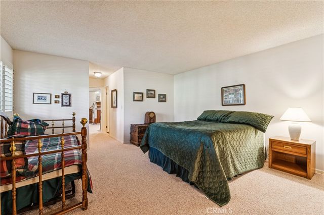 524 Golf Course Road, Lake Arrowhead, CA 92352