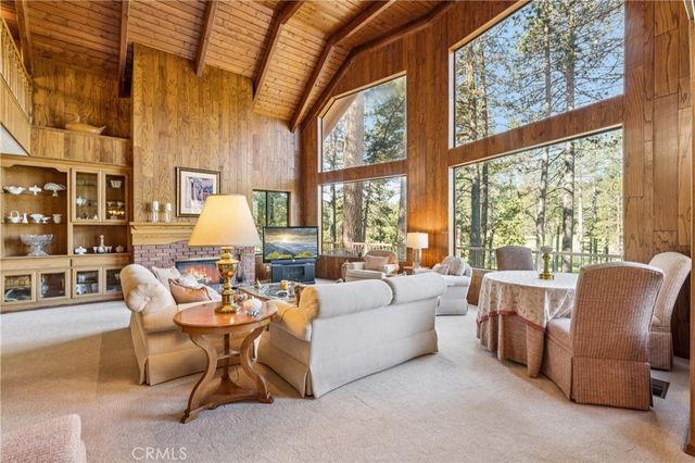 524 Golf Course Road, Lake Arrowhead, CA 92352