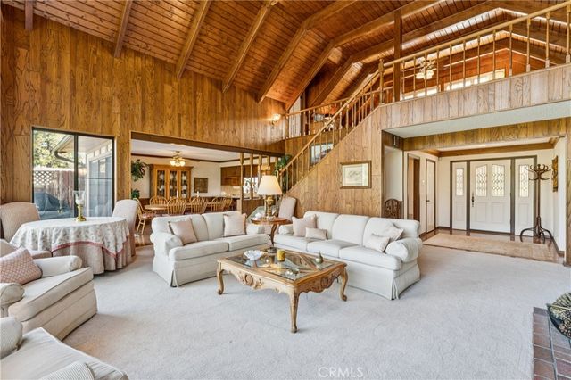 524 Golf Course Road, Lake Arrowhead, CA 92352