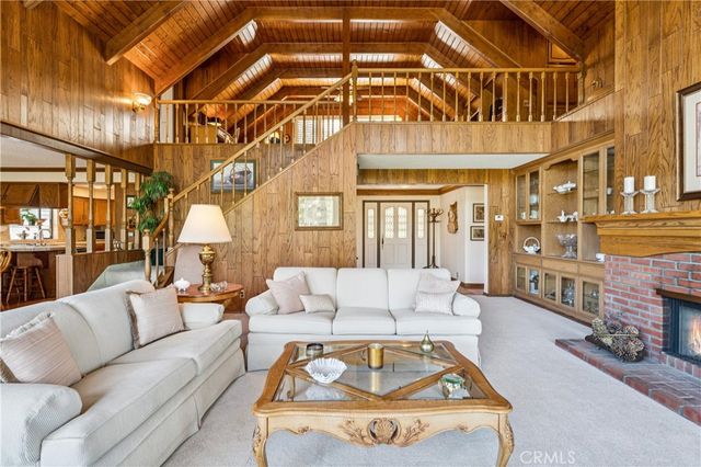524 Golf Course Road, Lake Arrowhead, CA 92352