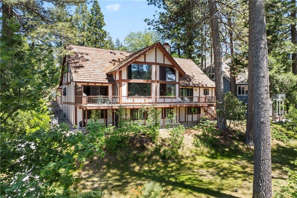 524 Golf Course Road, Lake Arrowhead, CA 92352