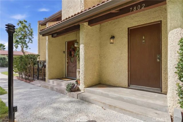 7802 Via Tortona, Burbank, CA 91504