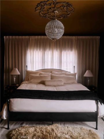 7148 Marshfield, Los Angeles, CA 90046