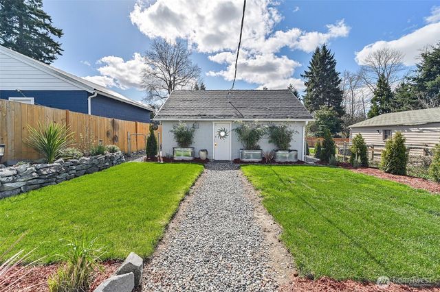 420 E 46th Street, Tacoma, WA 98404