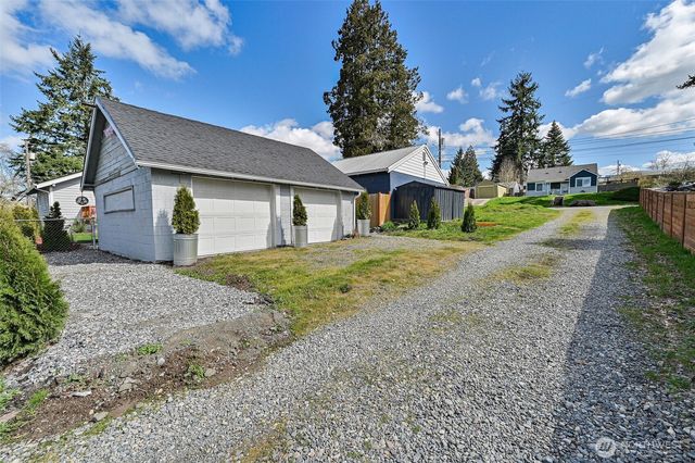 420 E 46th Street, Tacoma, WA 98404