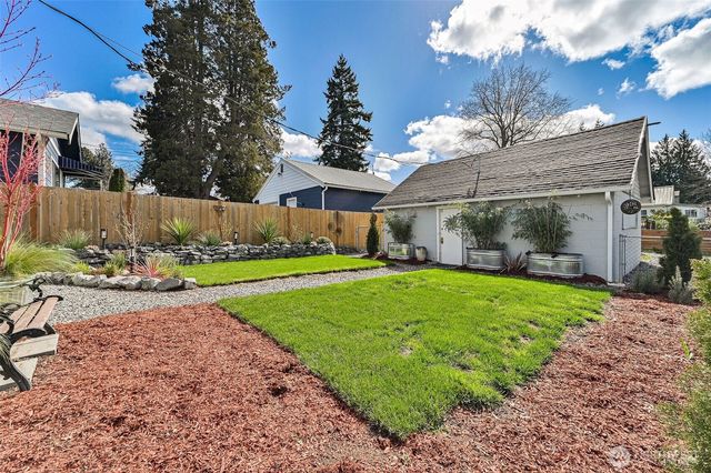 420 E 46th Street, Tacoma, WA 98404