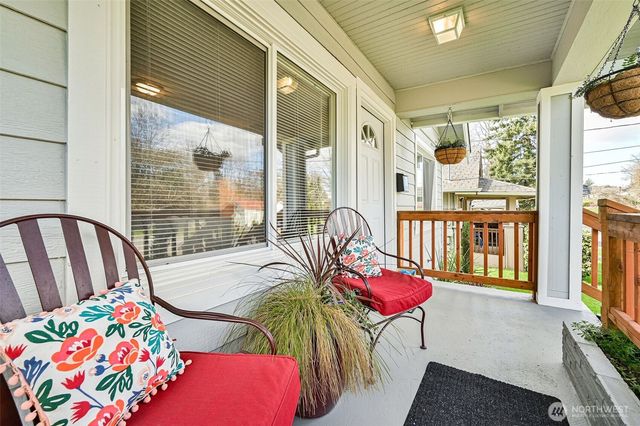 420 E 46th Street, Tacoma, WA 98404