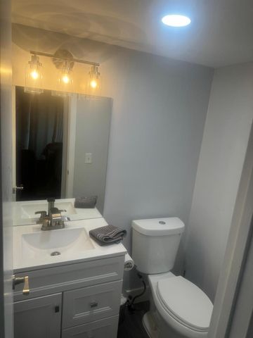 72 Westbury C 72, Deerfield Beach, FL 33442