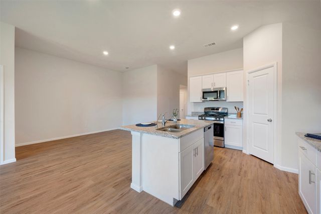 1020 Tarryhill Drive, Crowley, TX 76036