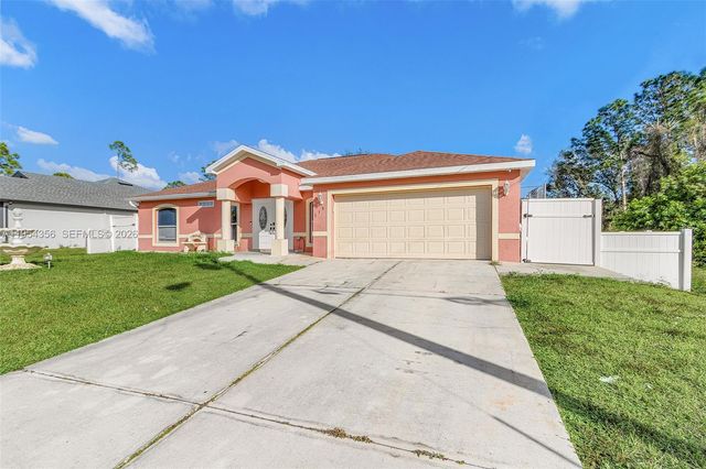 539 Summit Ave S, Lehigh Acres, FL 33974