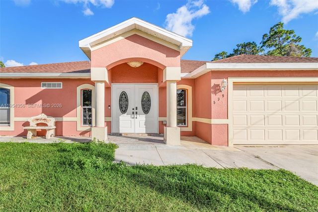 539 Summit Ave S, Lehigh Acres, FL 33974
