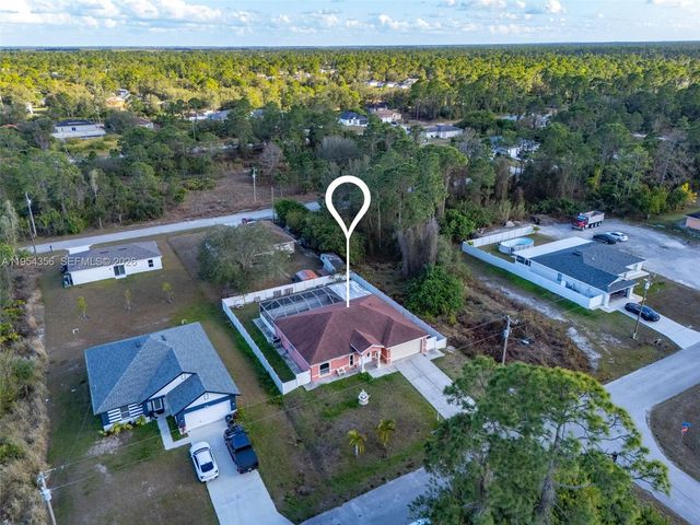 539 Summit Ave S, Lehigh Acres, FL 33974