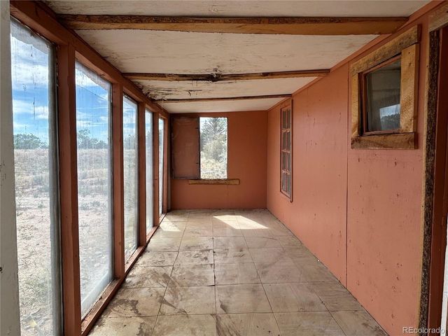 319 Palisade Ct, Crestone, CO 81131