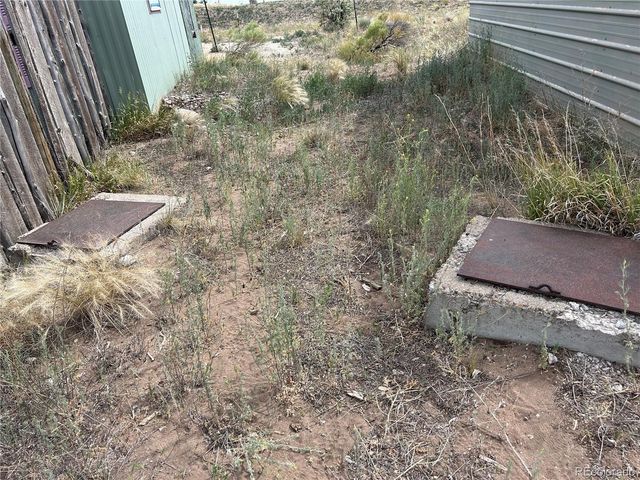 319 Palisade Ct, Crestone, CO 81131