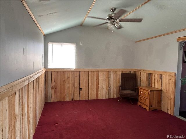 319 Palisade Ct, Crestone, CO 81131