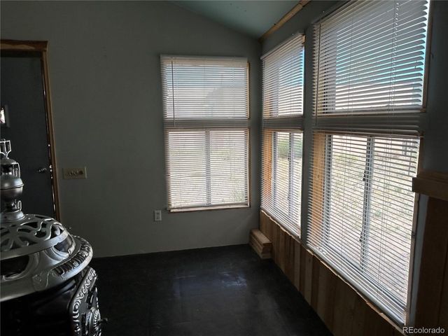 319 Palisade Ct, Crestone, CO 81131