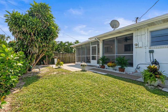 1428 N M Street, Lake Worth, FL 33460