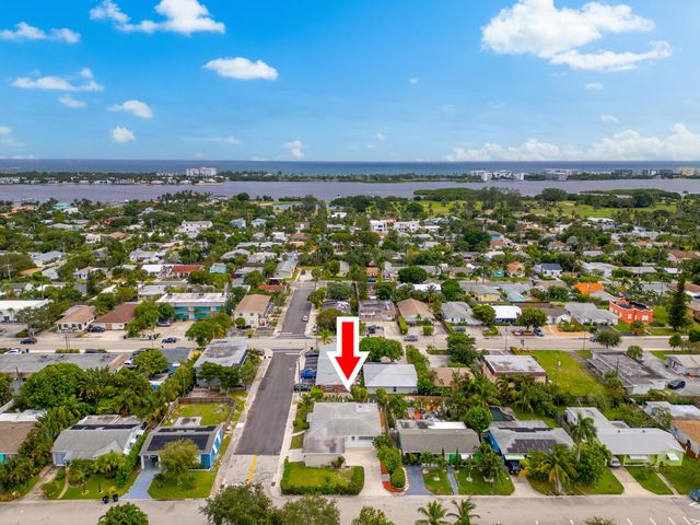 1428 N M Street, Lake Worth, FL 33460