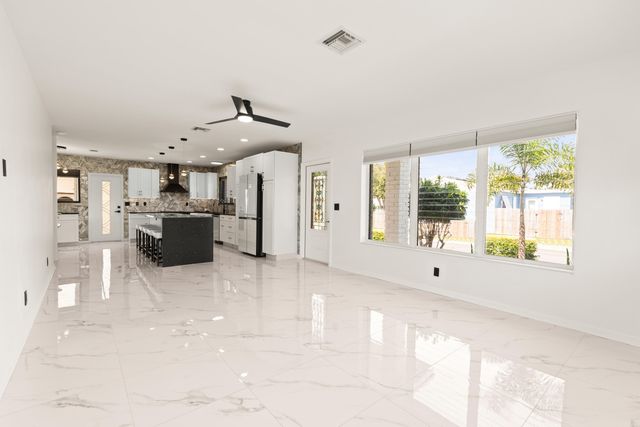 1428 N M Street, Lake Worth, FL 33460