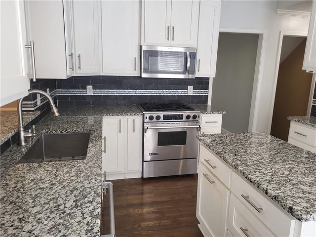 1155 Davis Place NW C, Atlanta, GA 30318