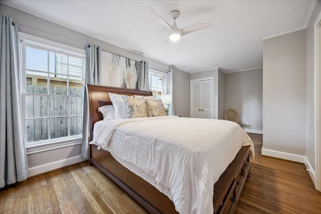 6411 Buffalo Speedway, West University Place, TX 77005
