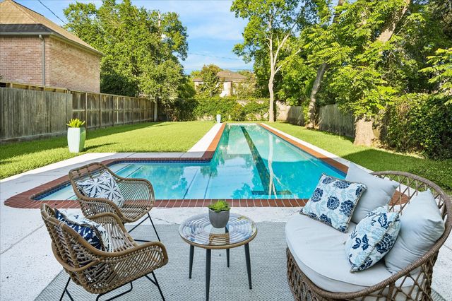 6411 Buffalo Speedway, West University Place, TX 77005