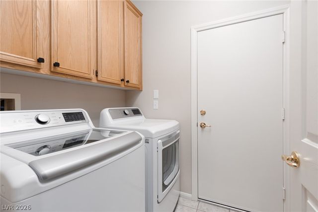 9425 Sparkling Waters Avenue, Las Vegas, NV 89129