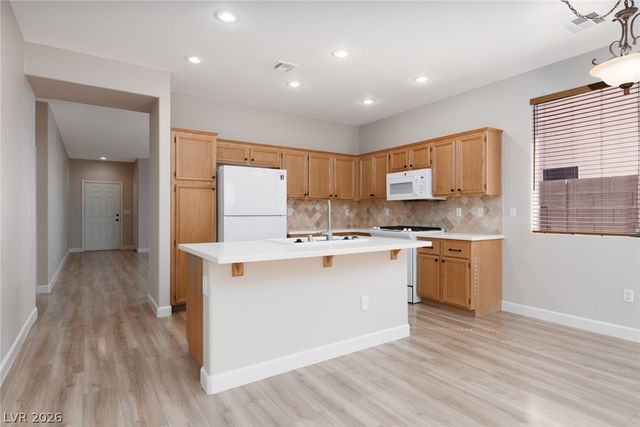 9425 Sparkling Waters Avenue, Las Vegas, NV 89129