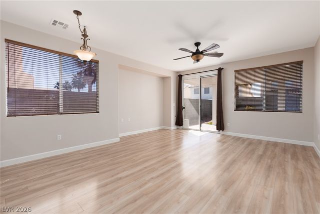 9425 Sparkling Waters Avenue, Las Vegas, NV 89129