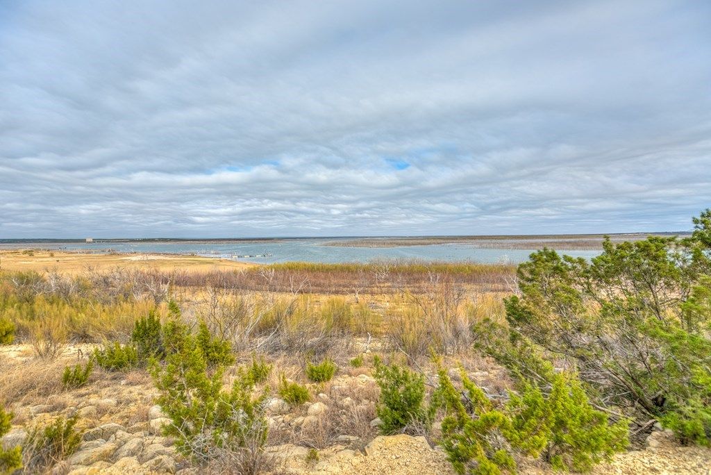 Image 6 of property listing at 10480 San Clemente Dr, Paint Rock, TX 76866
