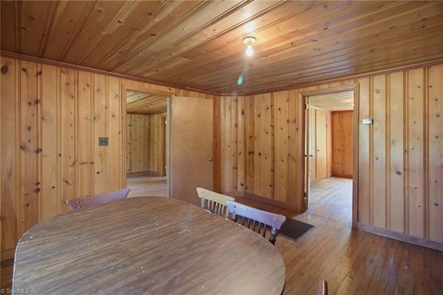5650 Waller Road, Pfafftown, NC 27040
