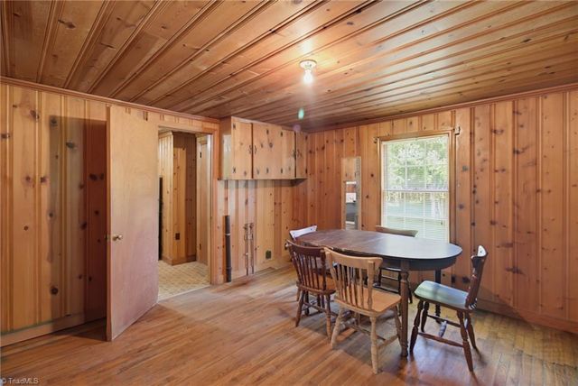 5650 Waller Road, Pfafftown, NC 27040