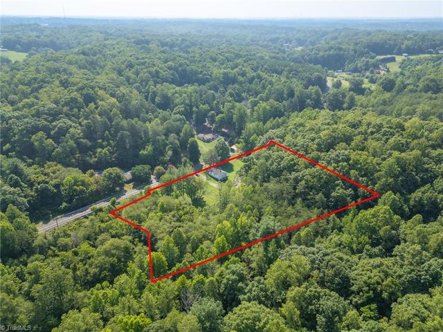 5650 Waller Road, Pfafftown, NC 27040