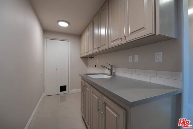13480 Contour Drive, Sherman Oaks, CA 91423