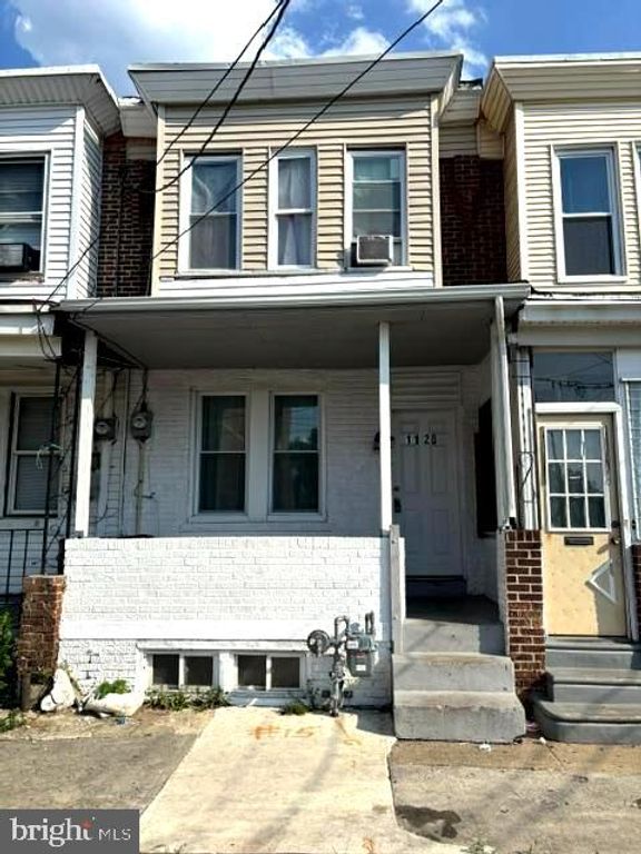 1120 JACKSON ST, Camden, NJ 08104