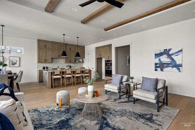 880 E Crescendo St, Meridian, ID 83642