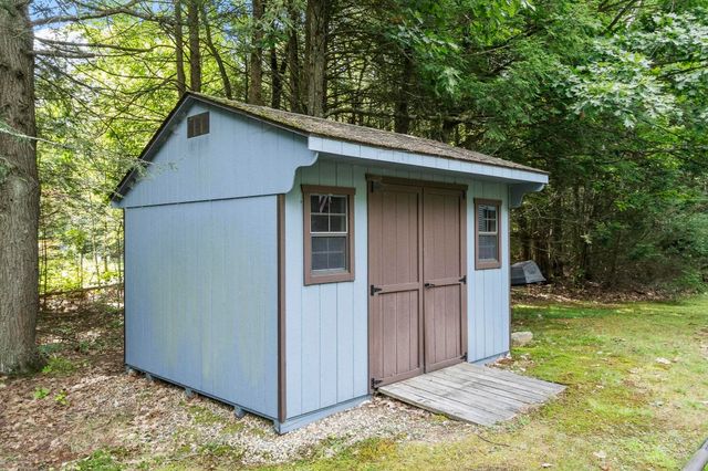 99 Baptist Common Rd, Templeton, MA 01468