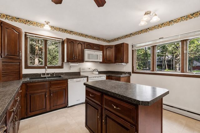 99 Baptist Common Rd, Templeton, MA 01468
