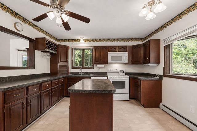 99 Baptist Common Rd, Templeton, MA 01468