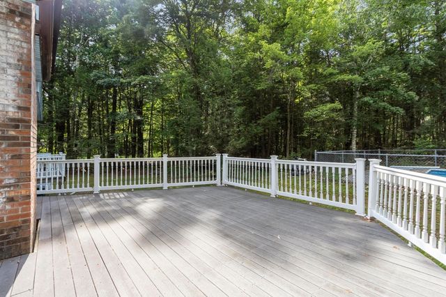99 Baptist Common Rd, Templeton, MA 01468