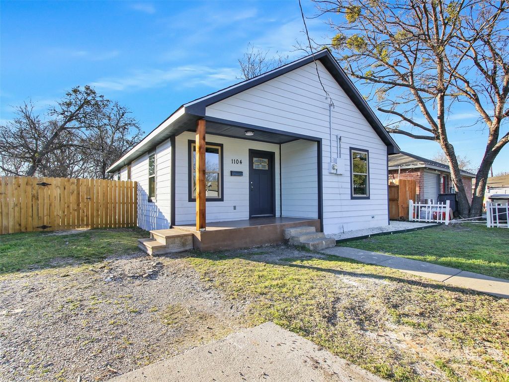 1104 Hamilton Street, Mckinney, TX 75069