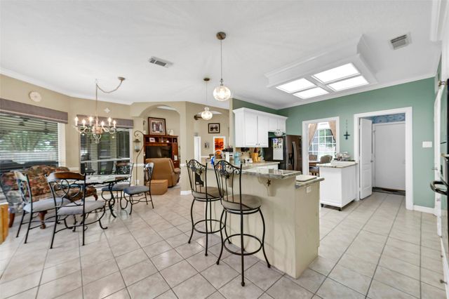 2810 Swallow Lane, Texas City, TX 77590