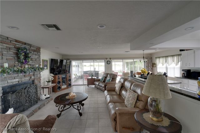 1369 NE Viola Road, Avon Park, FL 33825