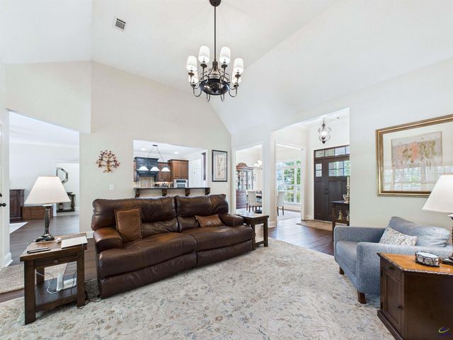 411 Stathams Way, Warner Robins, GA 31088