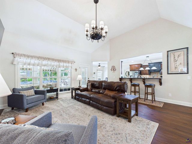 411 Stathams Way, Warner Robins, GA 31088